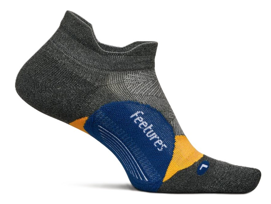 Feetures Elite Chaussettes de sport ultra légères avec compression ciblée (1 paire), Noir, Taille M