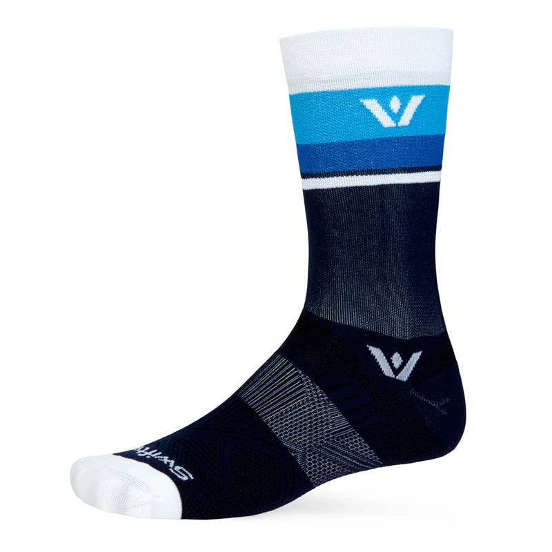 Swiftwick Aspire Seven - Crew Socks Navy White Stripe
