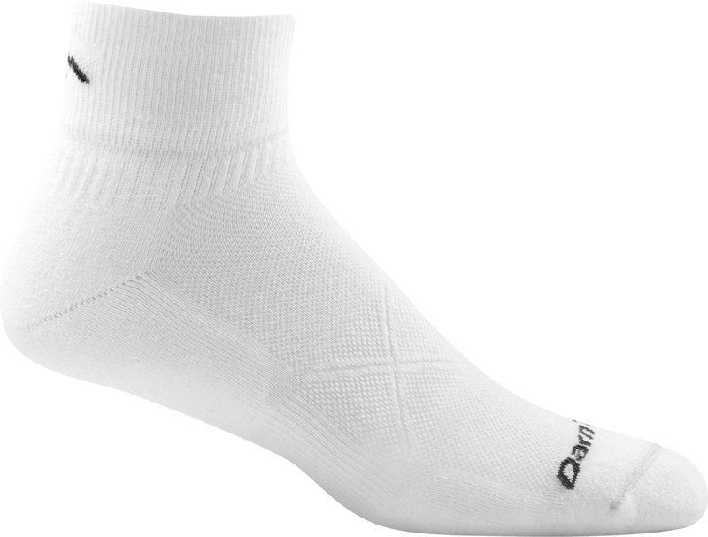 Darn Tough Men s Coolmax Run Ultra Lightweight Quarter