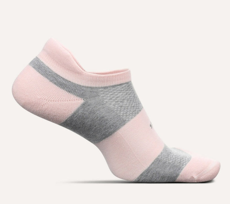 Feetures High Performance Cushion - No Show Tab Socks Pink Blanket