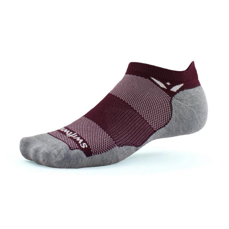 Swiftwick Maxus Zero - No Show w/Tab Socks Sangria