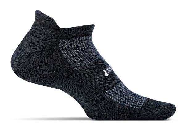 Feetures High Performance Cushion - No Show Tab Socks Black
