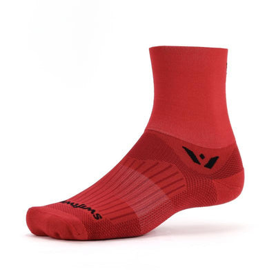 Swiftwick Aspire Four - Quarter Socks Red