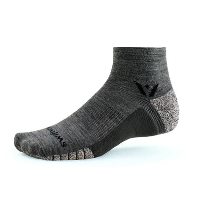 Swiftwick Flite XT Trail Two - Quarter Socks Heather