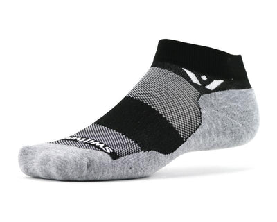 Swiftwick Maxus One - Low Cut Socks Black